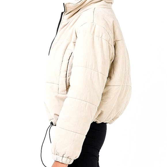 NWT YOLLOR Puffer Cream Jacket (2 aval) - Picture 6 of 10